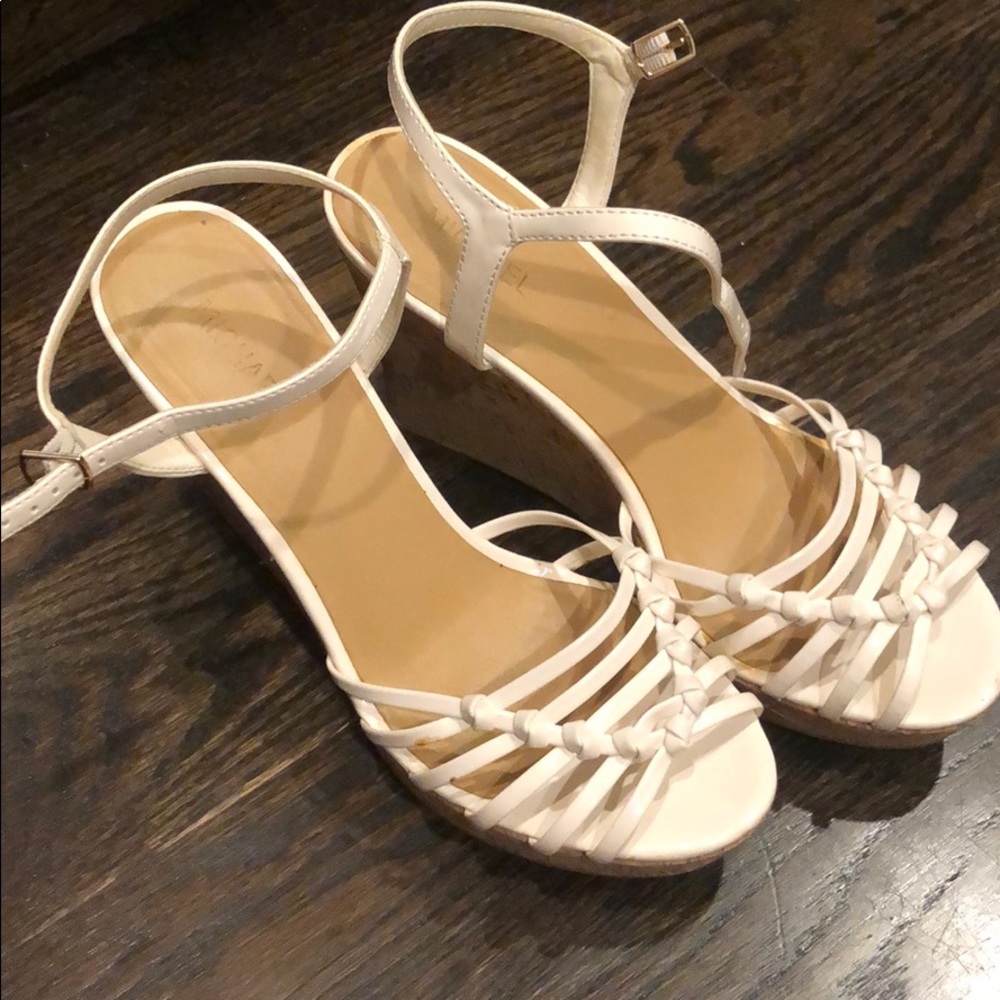 Size 9 White Heels
